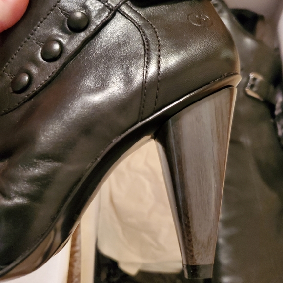 Women's boots - Picture 2 of 9